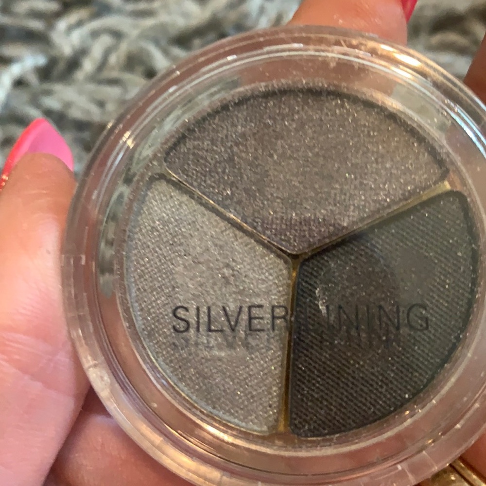 Silver lining eyeshadow by Jane iredale NWT